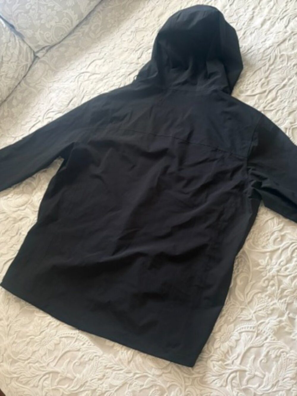 Lightweight Jacket - Picture 2 of 4